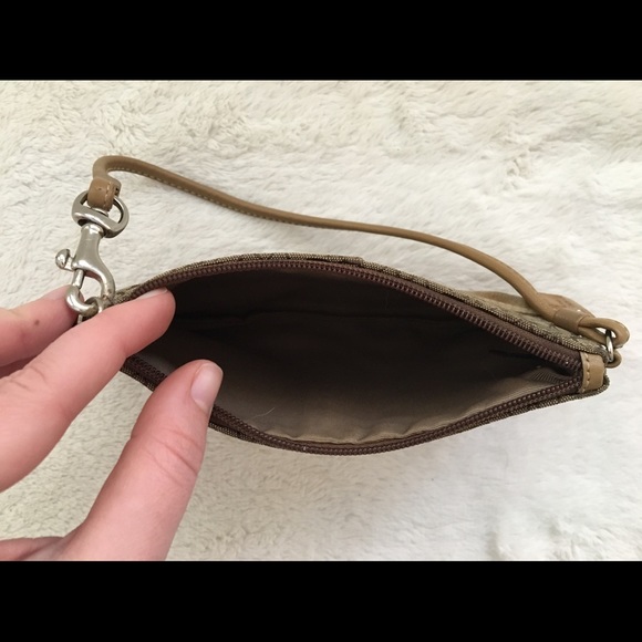 Authentic Signature Coach Wristlet - Picture 2 of 4
